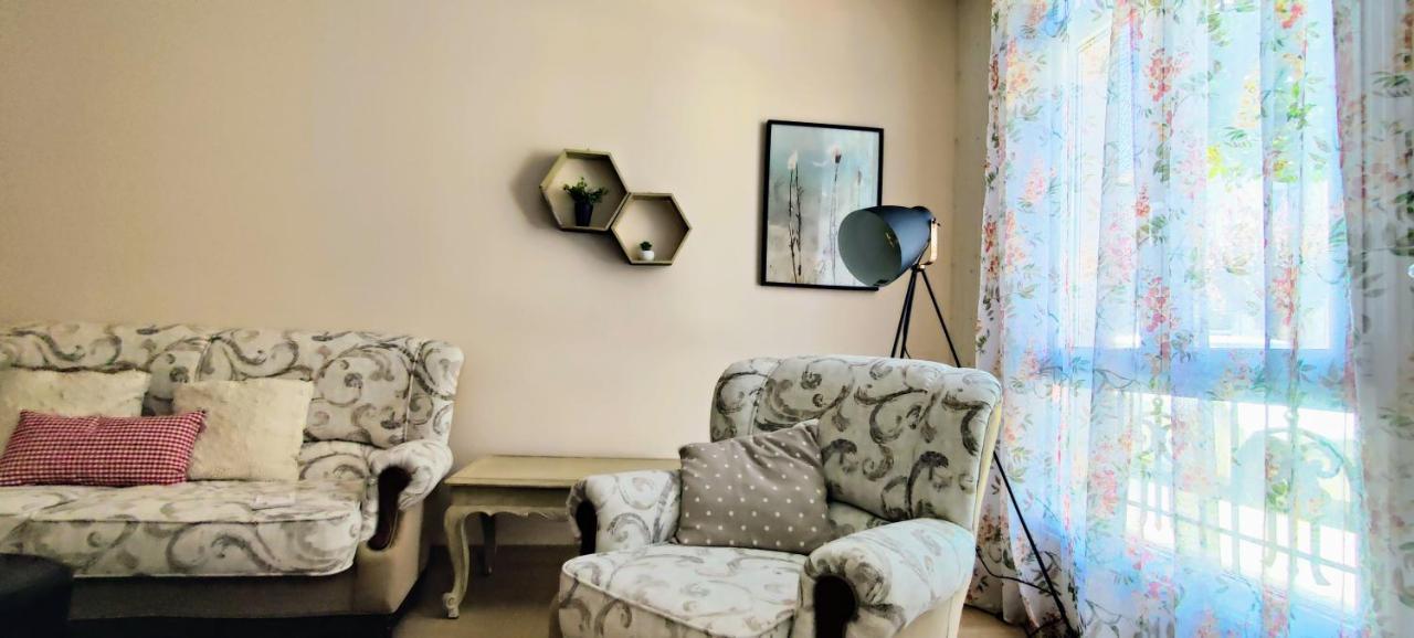 Cs50 Alojamiento 1 Dormitorio Monforte De Lemos Hotel Екстериор снимка